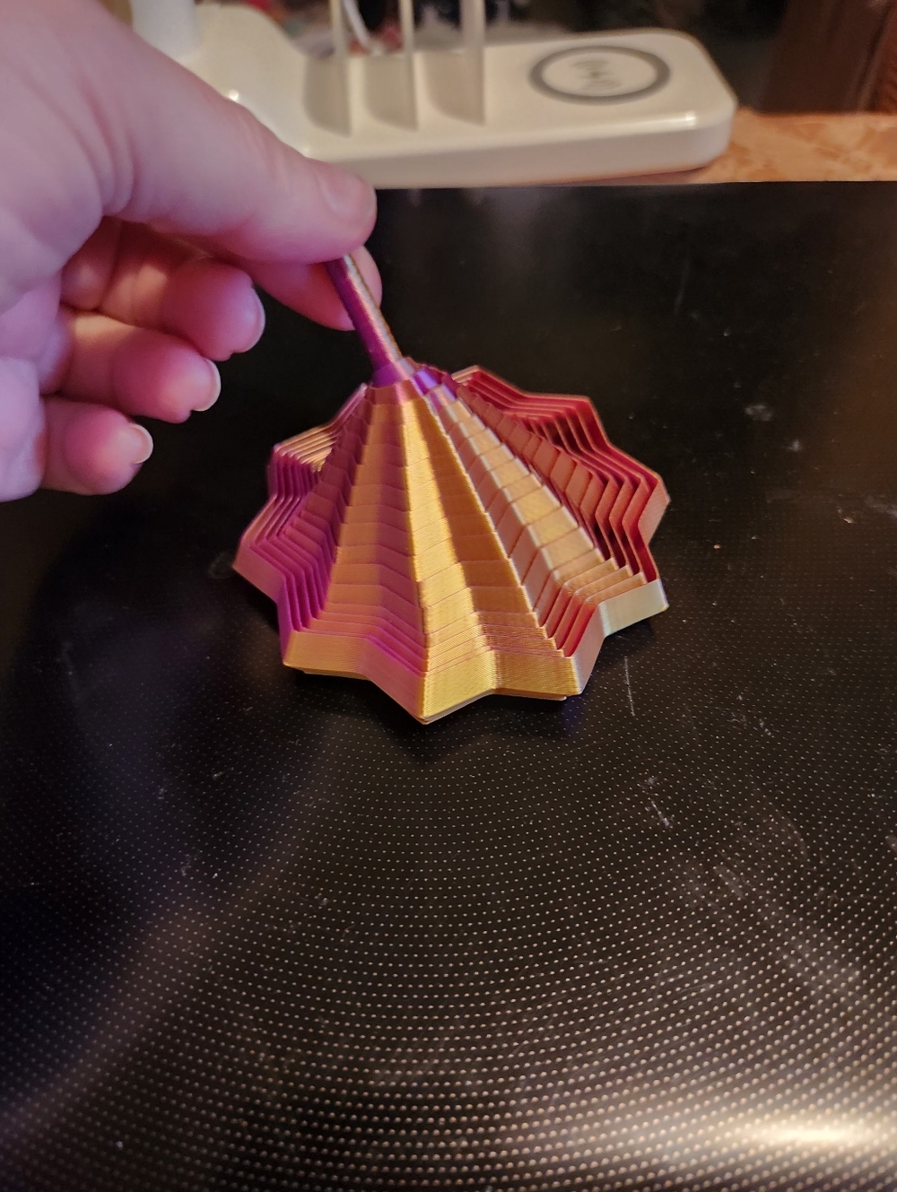 3D Printed Sensory Relax Star with Handle, Colorful Fractal Expanding Hexagonal - Picture 6 of 7
